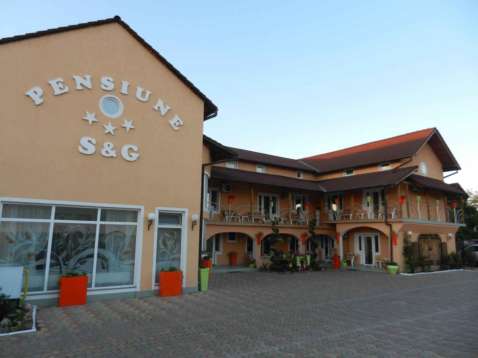 Pensiunea Sergiu & Geanina Arad Exterior photo